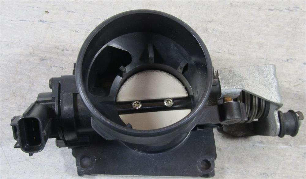 Ford Focus I (1999 - 2005) Gaz kelebeği komple çıkma