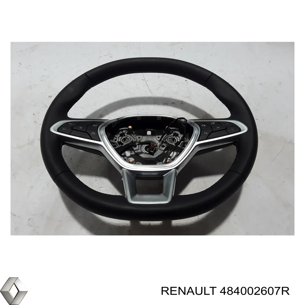 Renault Clio V (2019 - 2026) Direksiyon simidi çıkma