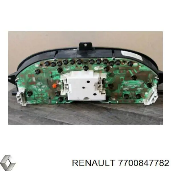 Renault Megane I (1996 - 2003) Gösterge paneli fiyatı