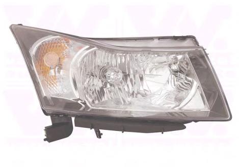 Chevrolet Cruze  Sağ far orijinal