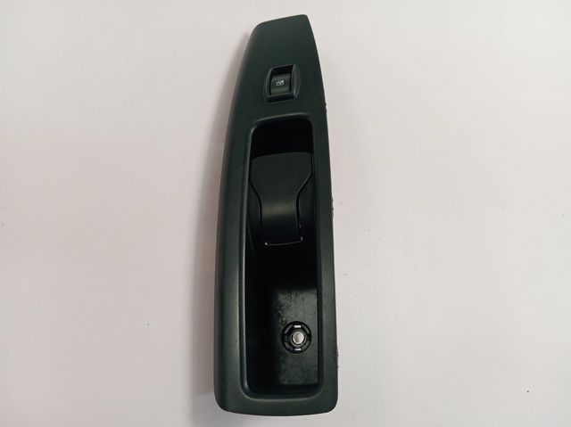 Cam Düğmesi Ön Sağ 735498675